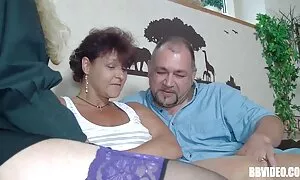 سبزه بالغ Busty می داند که چگونه با برخی از فیلم سکس کیر کلفت ها افراد در رختخواب خشن شود