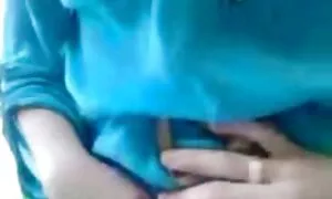 یک خانم با پوست سکس در کارتون فوتبالیست ها سیاه و شکل اغوا کننده