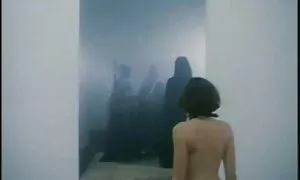 مدل پورنو جوان استریپتیز در نزدیکی استخر و فلم سکس ها انگشت انگشت با ویبراتور را نشان می دهد