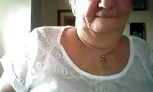 بلوند بالغ ، عاشق جوان را در لعنتی های خوشمزه با sexکوتوله ها او و cums نگه می دارد